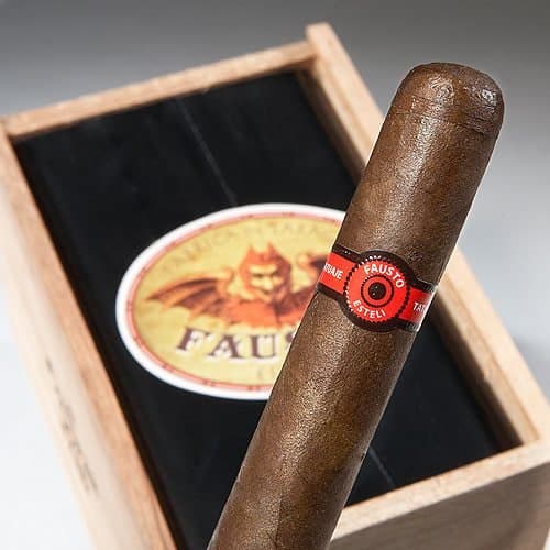 Tatuaje Fausto