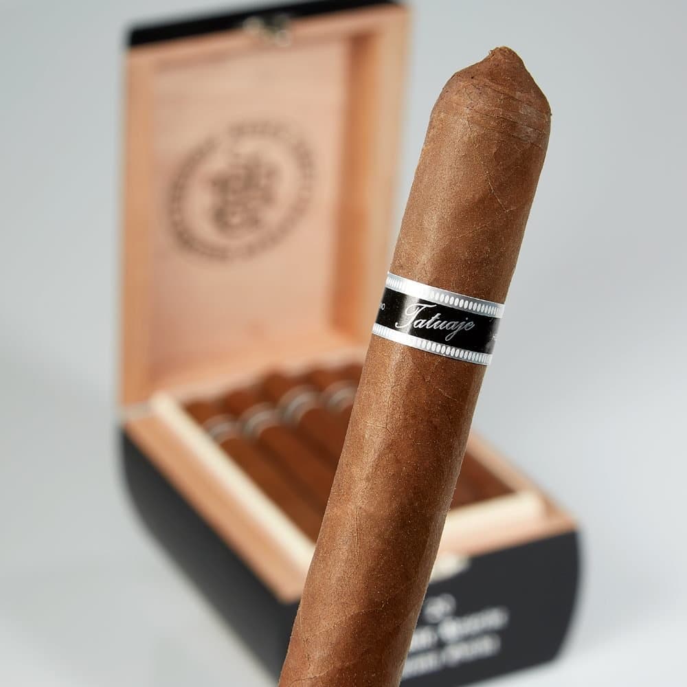 Tatuaje Black