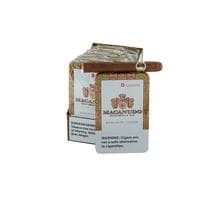 Macanudo Cafe Court 6/5