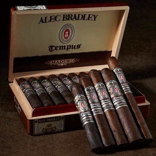 Alec Bradley Tempus Maduro