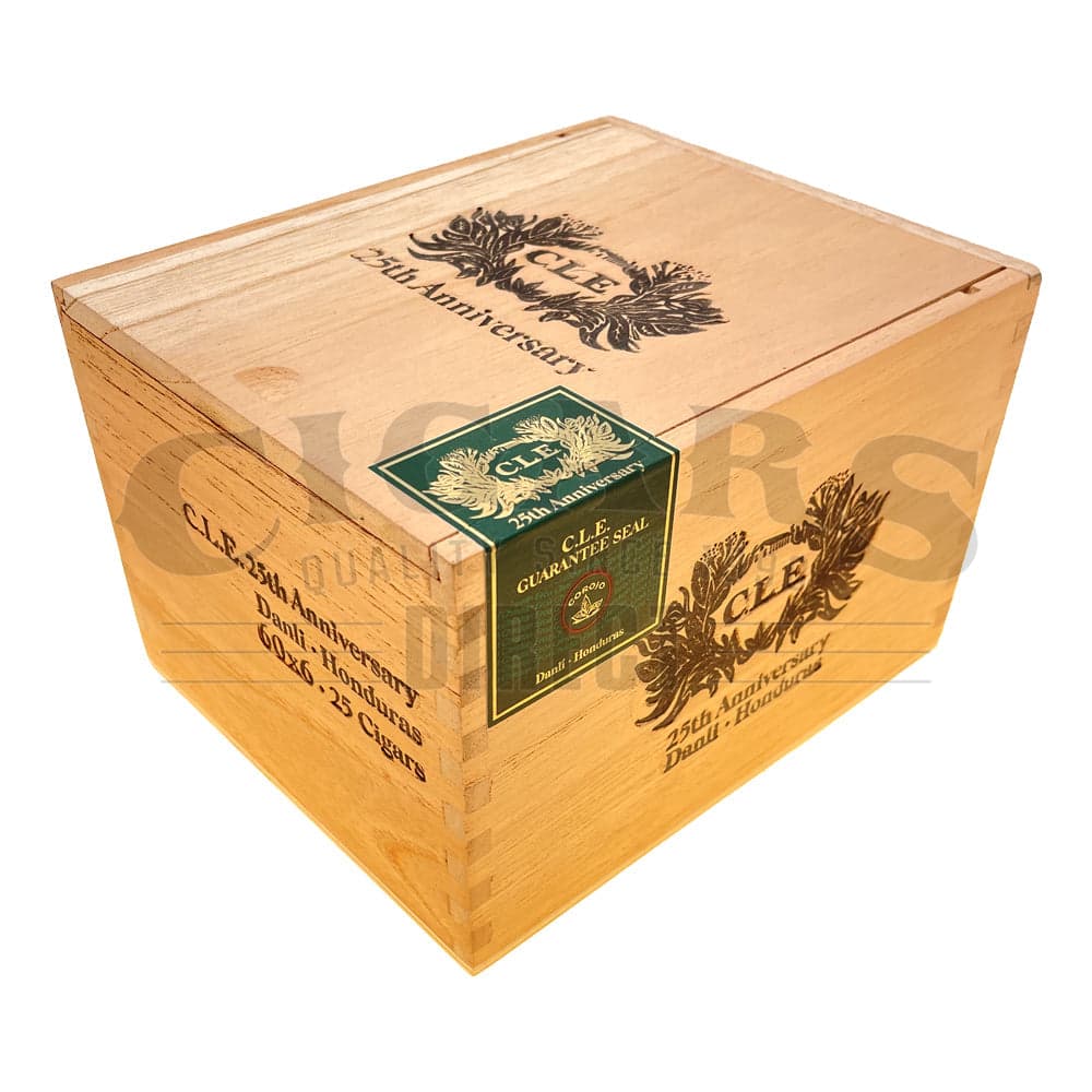 Buy CLE 25th Anniversary Gordo Cigars Online at Discount Prices &amp; Save
