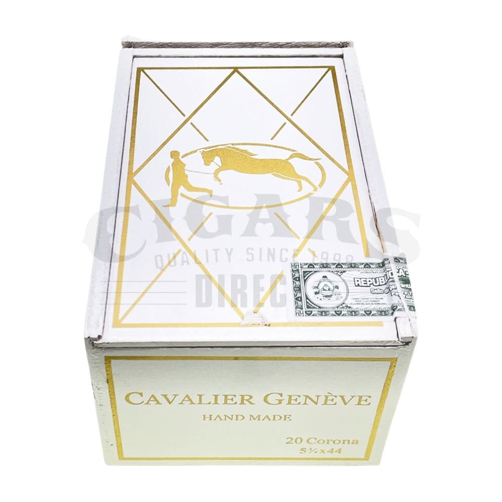 Buy Cavalier White Series Corona Cigars Online at Discount Prices &amp; Save