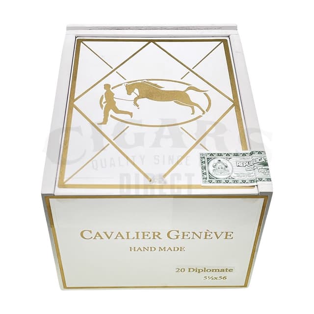 Buy Cavalier White Series Diplomate Robusto Extra Cigars Online &amp; Save