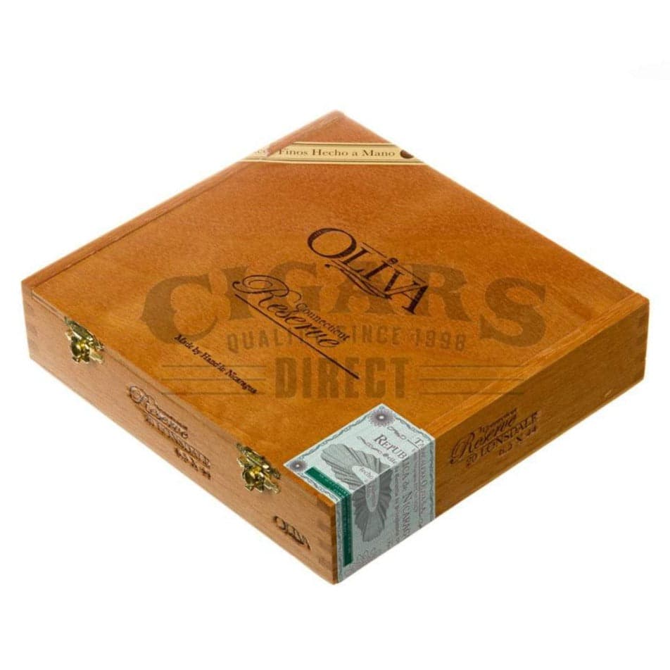 Buy Oliva Connecticut Reserve Lonsdale Cigars Online and Save Big