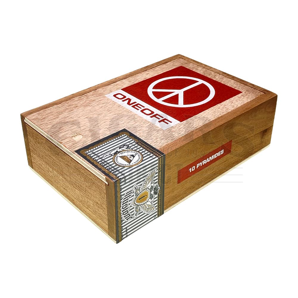 Buy Illusione Oneoff Pyramides Cigars Online &amp; Save Big