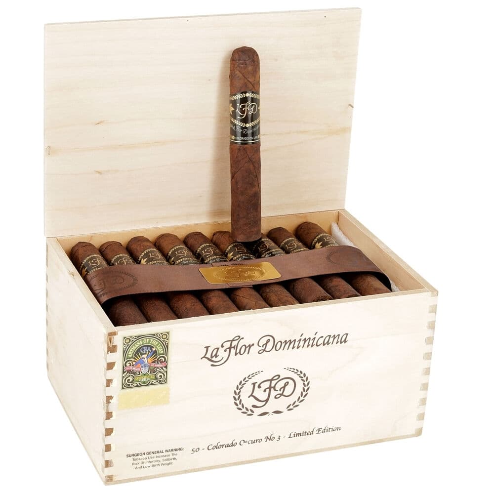 La Flor Dominicana Colorado Oscuro