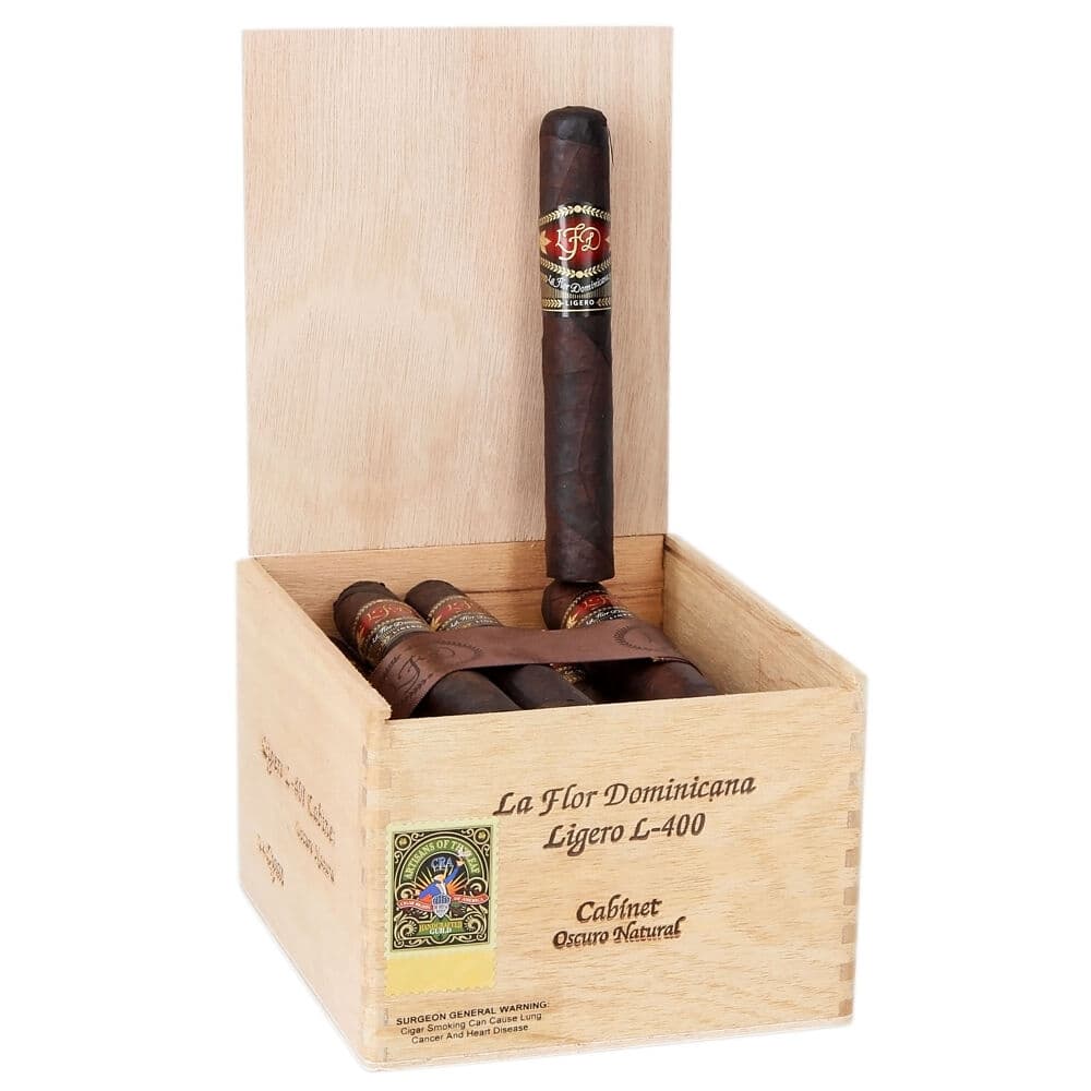 La Flor Dominicana Ligero Cabinet Oscuro