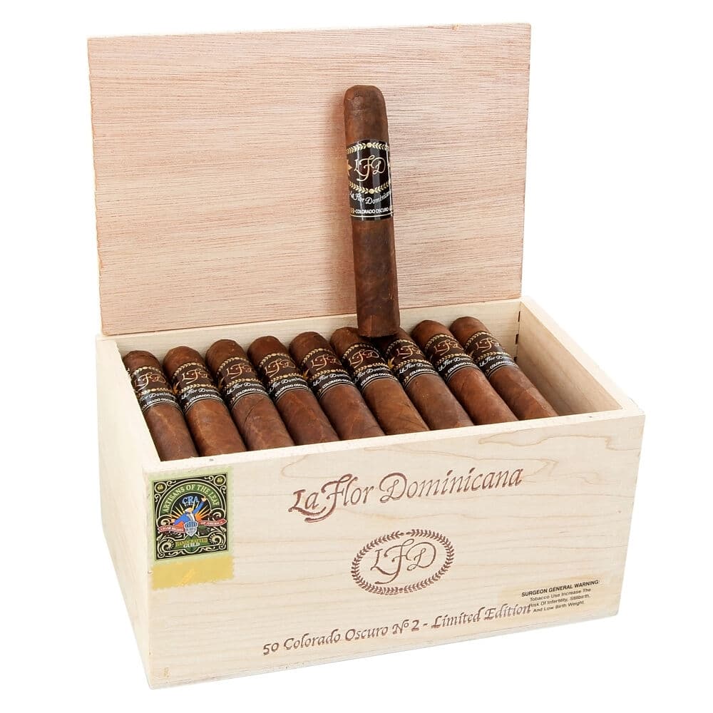 La Flor Dominicana Colorado Oscuro