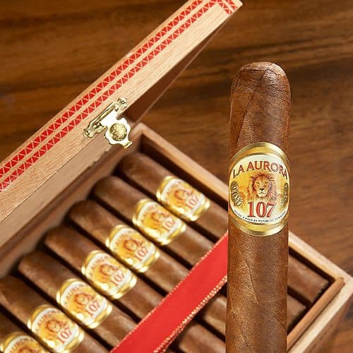 La Aurora 107
