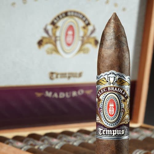 Alec Bradley Tempus Maduro